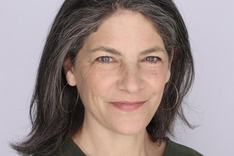 jen brand headshot
