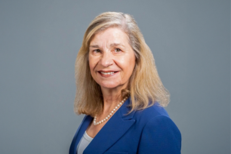lisa alvarez-cohen headshot