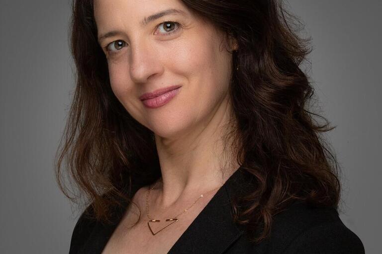 laura hassner headshot