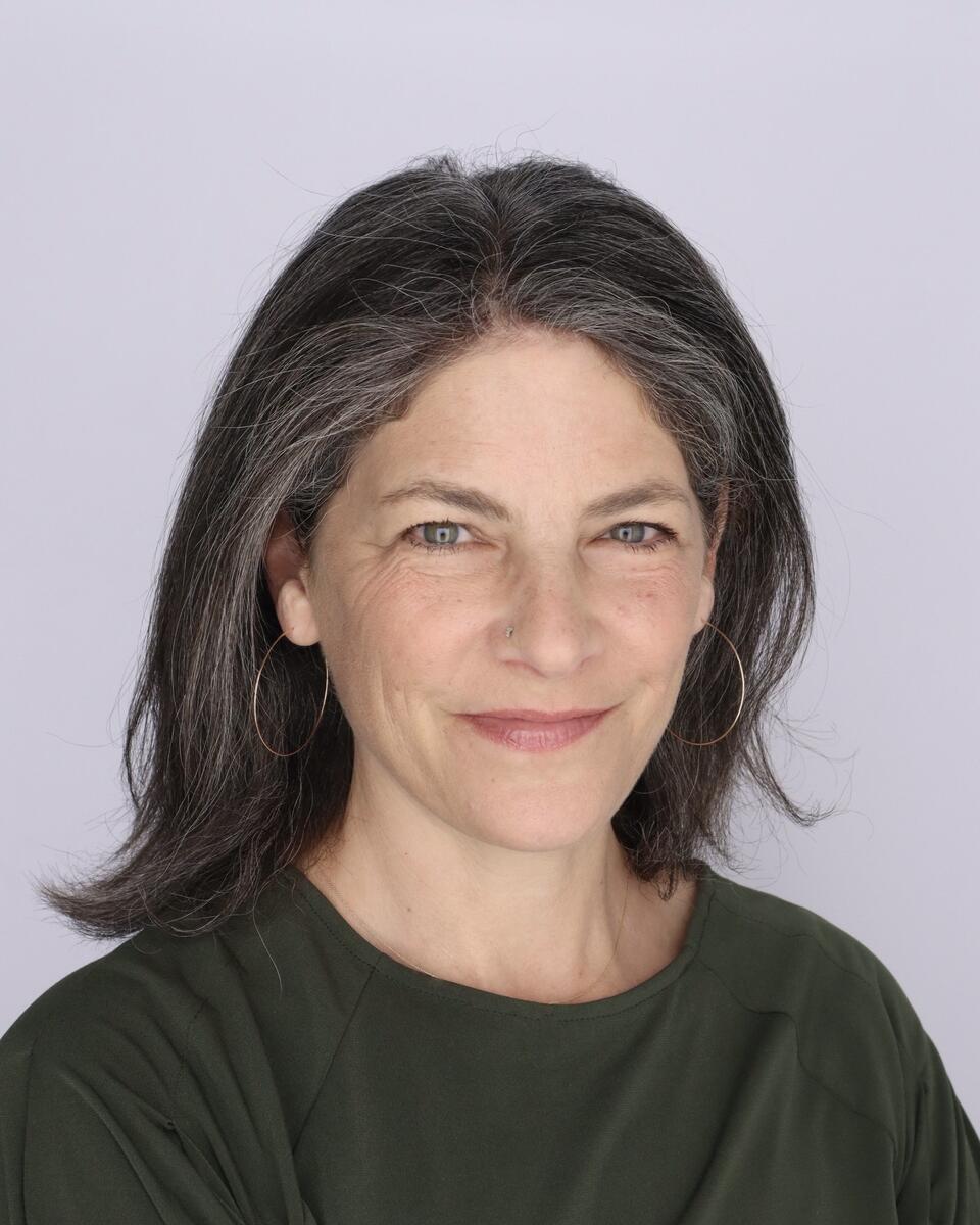 jen brand headshot