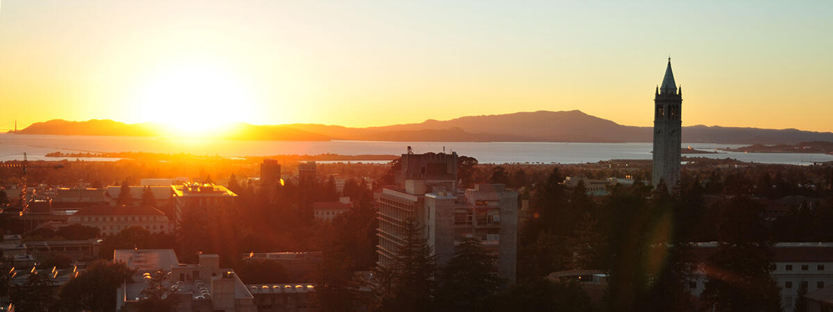 Uc berkeley students hi-res stock photography and images - Alamy